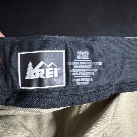 REI Convertible Hiking Pants Men's M 32L Zip-Off Cargo Outdoor Beige - Picture 5 of 6
